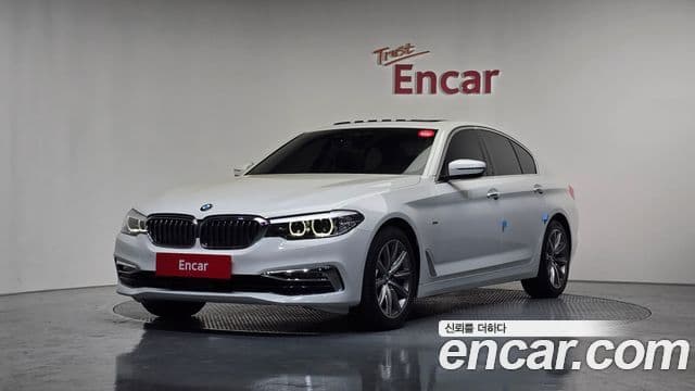 BMW 5 Series (G30)