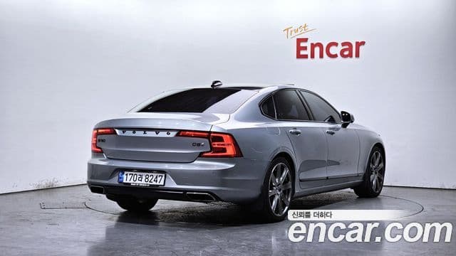 Volvo S90 2