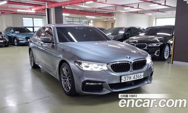 BMW 5 Series (G30)