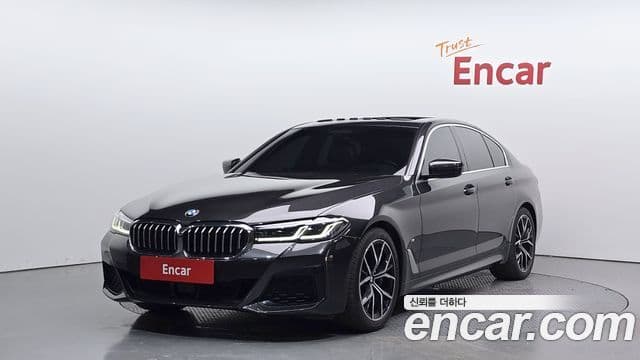 BMW 5 Series (G30)