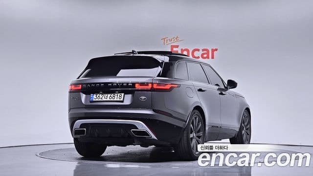 Land Rover Range Rover Velar 2