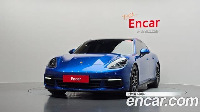 Porsche Panamera (971) 3