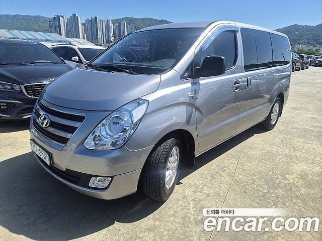 Hyundai Grand Starex