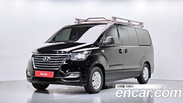 Hyundai The New Grand Starex