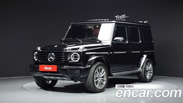 Mercedes-Benz G-Class W465