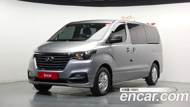 Hyundai The New Grand Starex