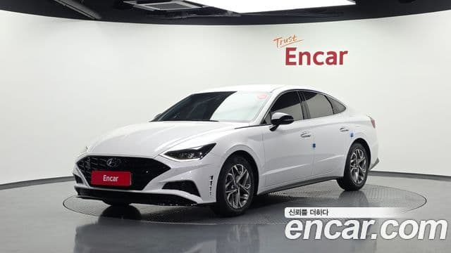 Hyundai Sonata (DN8)