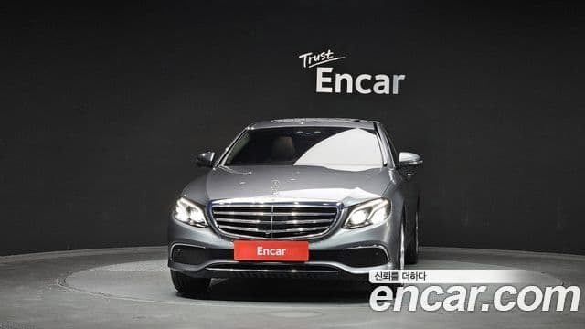 Mercedes-Benz E-Class W213 3