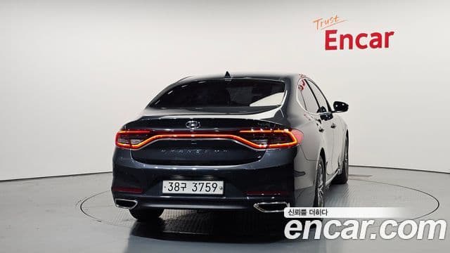 Hyundai Grandeur IG Hybrid 4