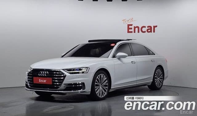 Audi A8 (D5)