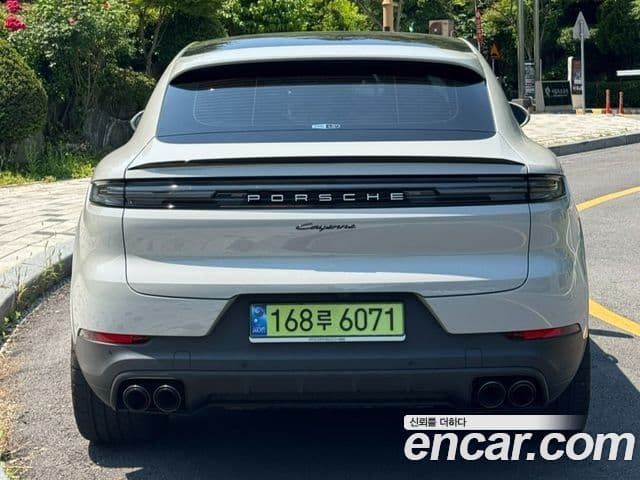 Porsche Cayenne (PO536) 4