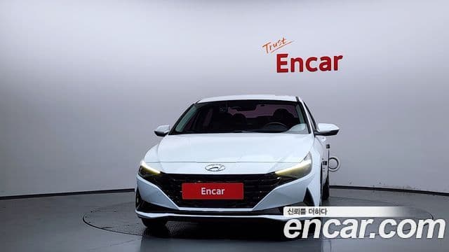 Hyundai Avante (CN7) 3