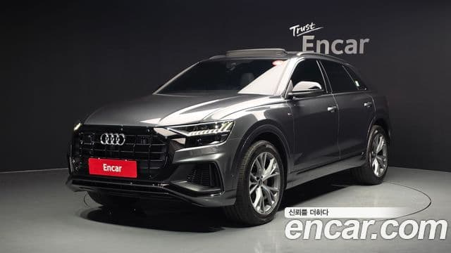 Audi Q8 (4M)