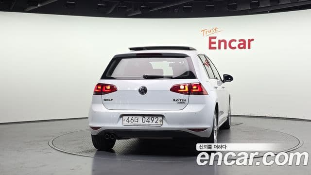 Volkswagen Golf 7th Gen 4