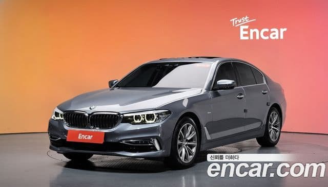 BMW 5 Series (G30)