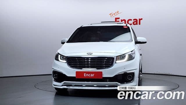 Kia All New Carnival 3