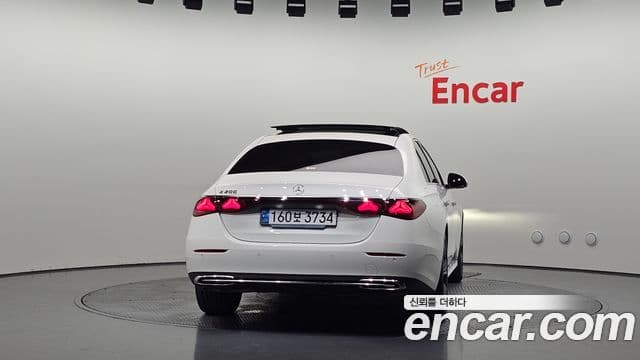 Mercedes-Benz E-Class W214 4