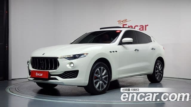 Maserati Levante 1
