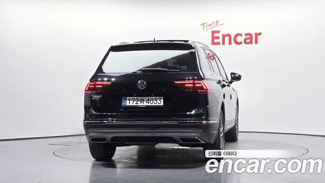 Volkswagen Tiguan Allspace 4