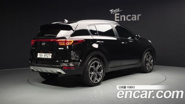Kia Sportage The Bold 2
