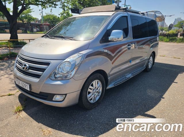 Hyundai Grand Starex