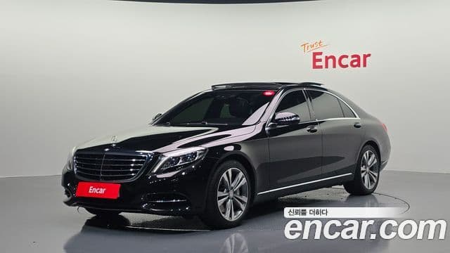 Mercedes-Benz S-Class W222