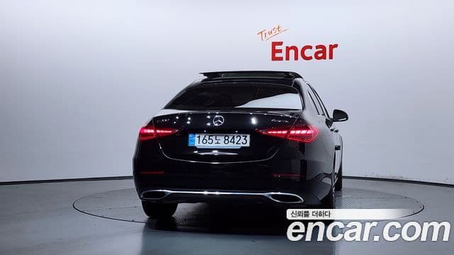 Mercedes-Benz C-Class W206 4