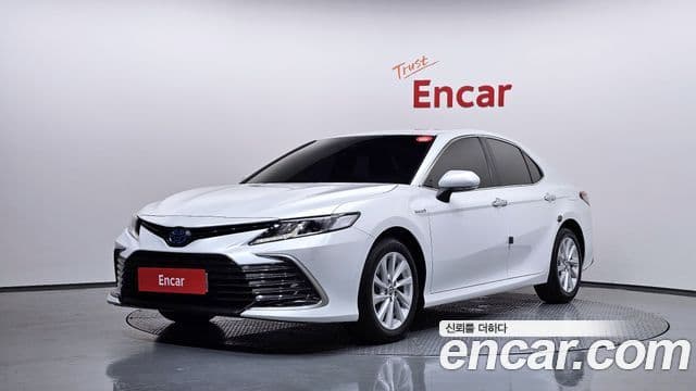 Toyota Camry (XV70)