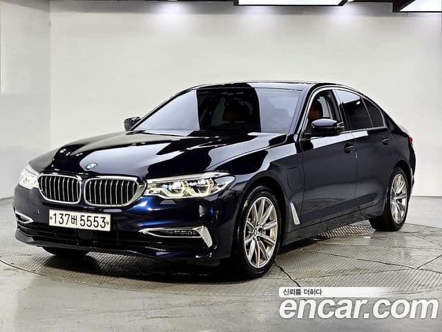 BMW 5 Series (G30)