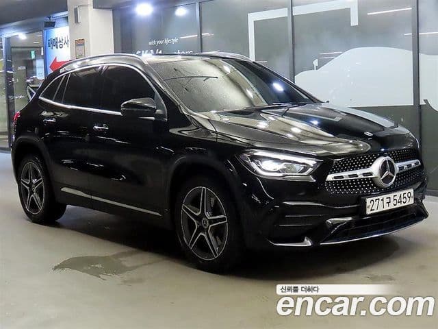 Mercedes-Benz GLA-Class H247