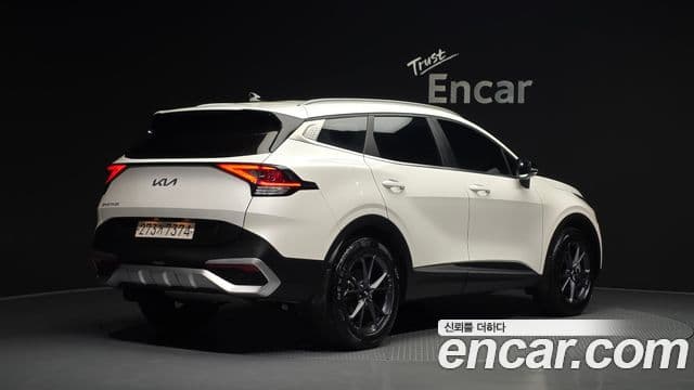 Kia Sportage 5th Gen Hybrid 2
