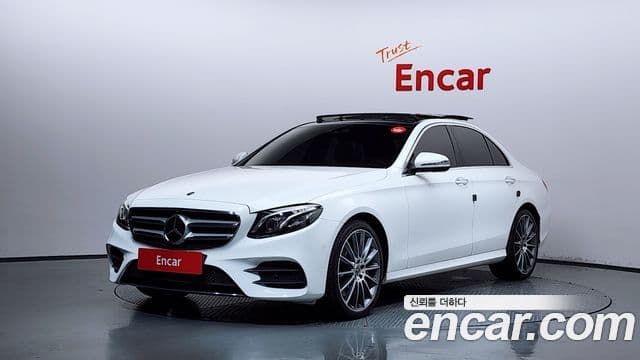 Mercedes-Benz E-Class W213 1