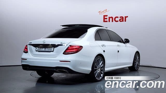 Mercedes-Benz E-Class W213 2
