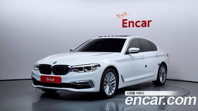 BMW 5 Series (G30)