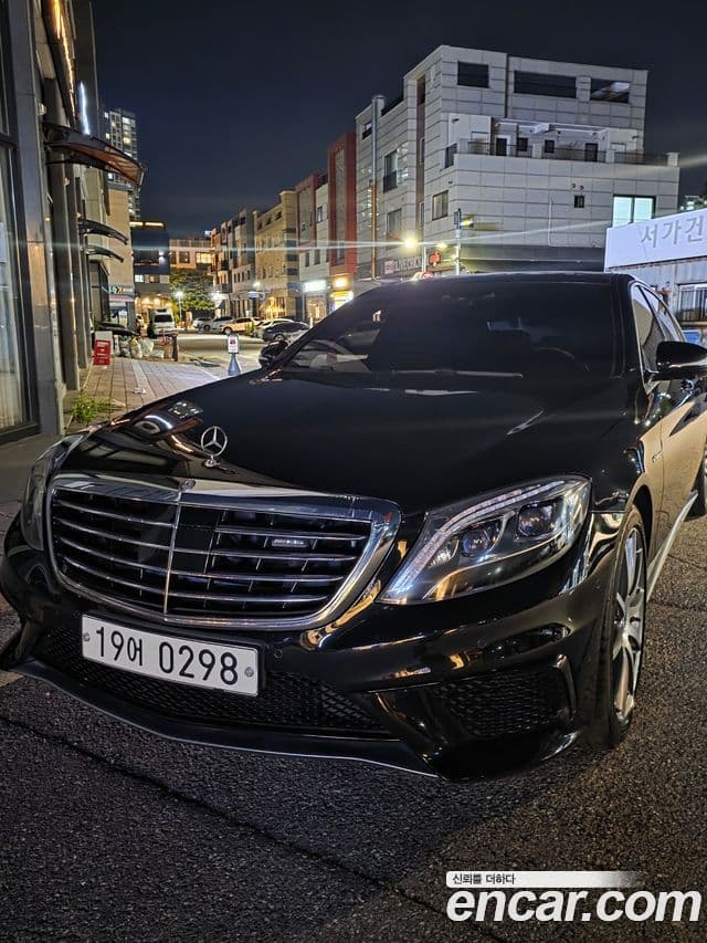 Mercedes-Benz S-Class W222
