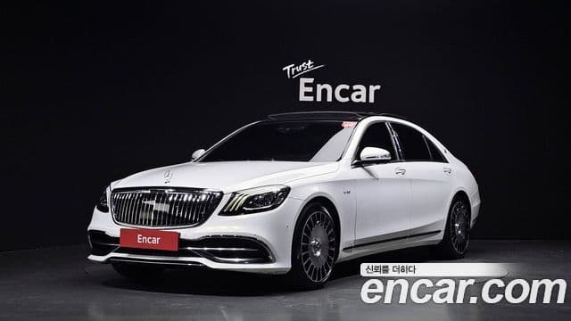 Mercedes-Benz S-Class W222 1