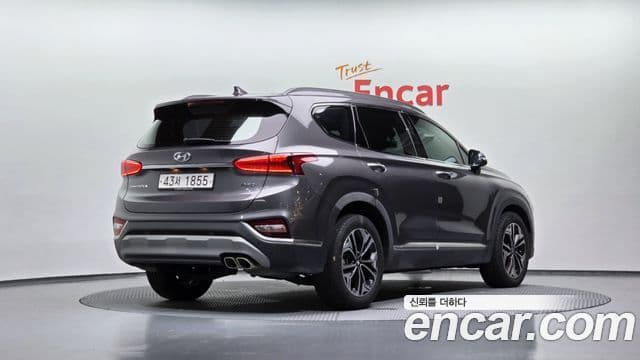 Hyundai Santa Fe TM 2