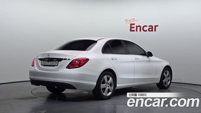 Mercedes-Benz C-Class W205 2