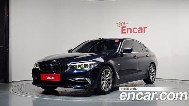 BMW 5 Series (G30)