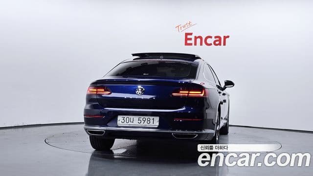 Volkswagen Arteon 4