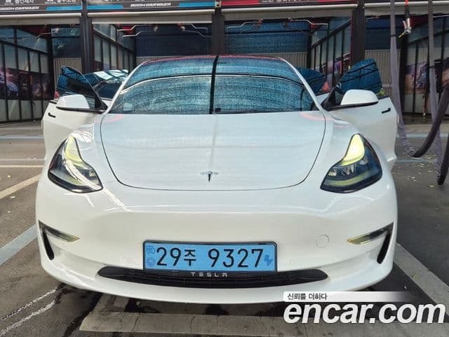 Tesla Model 3 3