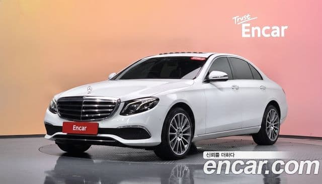 Mercedes-Benz E-Class W213 1