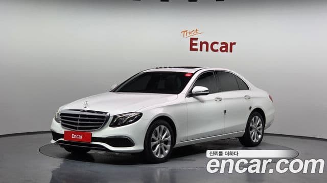 Mercedes-Benz E-Class W213 1