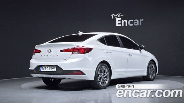 Hyundai The New Avante AD 2