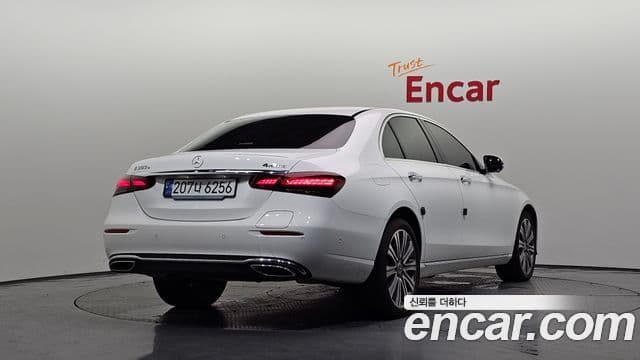 Mercedes-Benz E-Class W213 2