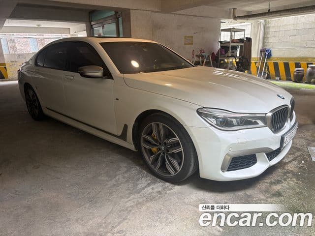 BMW 7 Series (G11)