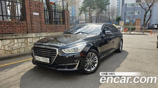 Genesis EQ900