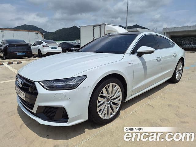 Audi A7 (4K)