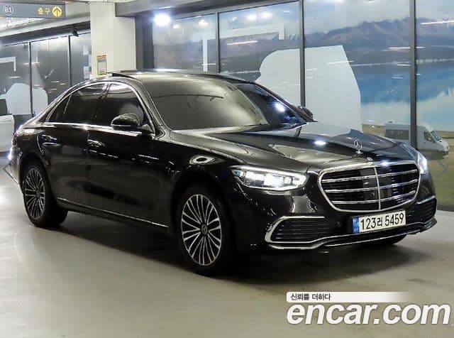 Mercedes-Benz S-Class W223