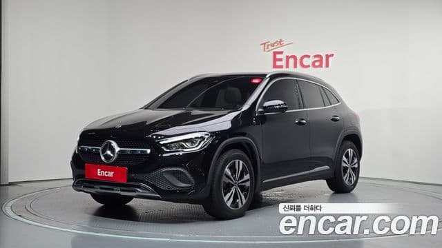 Mercedes-Benz GLA-Class H247